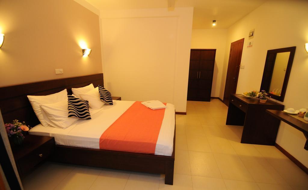 Hotel Shanelo Negombo Exteriér fotografie